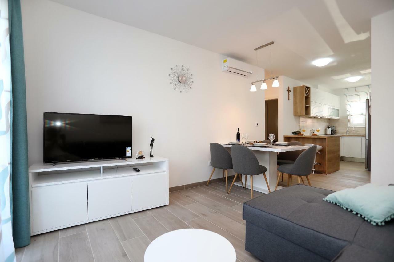 Apartment Little Marijeta Trogir Eksteriør billede