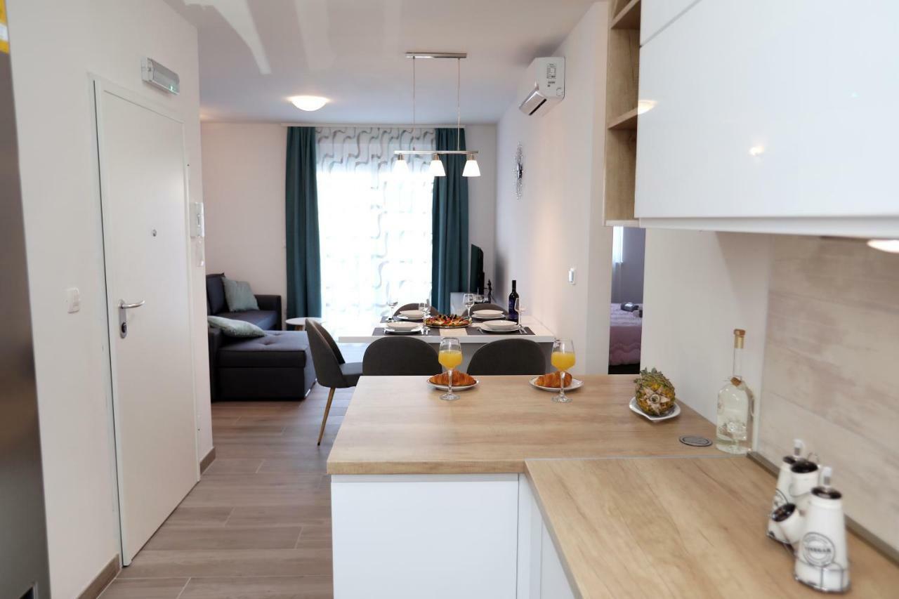 Apartment Little Marijeta Trogir Eksteriør billede